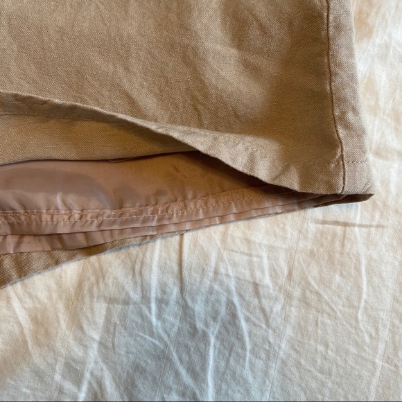 NET Tan Buckle Shorts - Picture 5 of 6